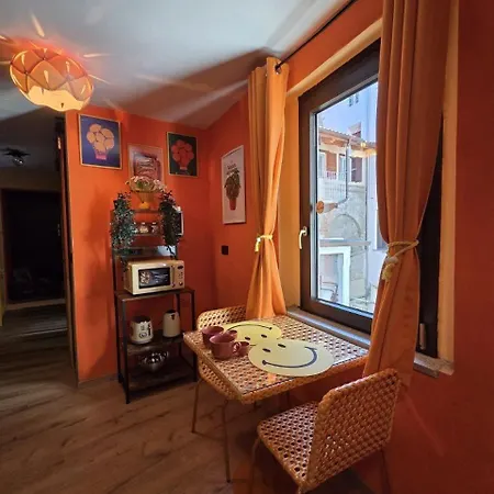 Alibi Bed And Beer Apartment Bed & Breakfast
